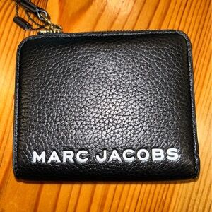 Marc Jacob’s zip wallet
